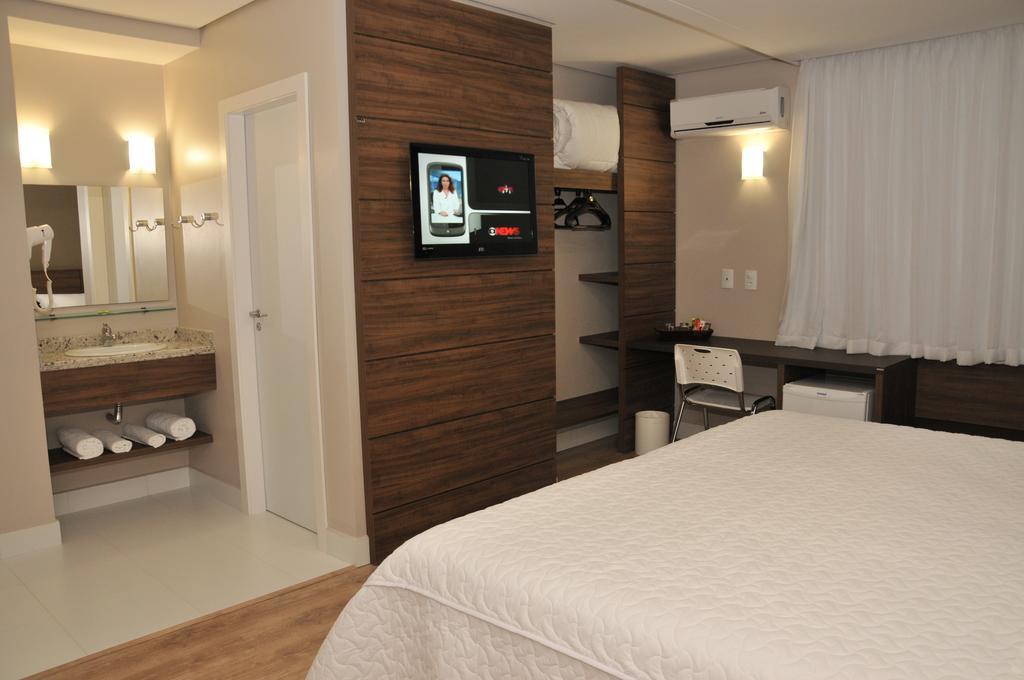 Poente Hotel Sao Lourenco do Oeste Pokoj fotografie